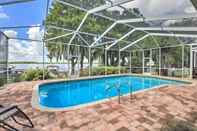 Others Waterfront Winter Haven Home With Dock & Hot Tub!