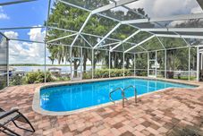 อื่นๆ Waterfront Winter Haven Home With Dock & Hot Tub!