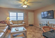 Others 5 Beachfront St Petersburg Condo w/ Community Pool!