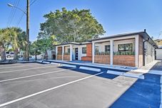 その他 2 Conjoined Units - Steps From Madeira Beach!