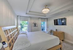 Others 4 Elegant Fernandina Beach Home: Patio & Fenced Yard