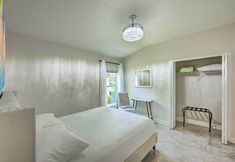 Others 6 Elegant Fernandina Beach Home: Patio & Fenced Yard