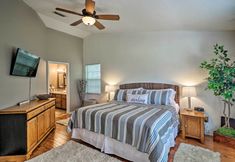 Others 5 Pet-friendly Amelia Island Home ~ 1 Mi to Beach!