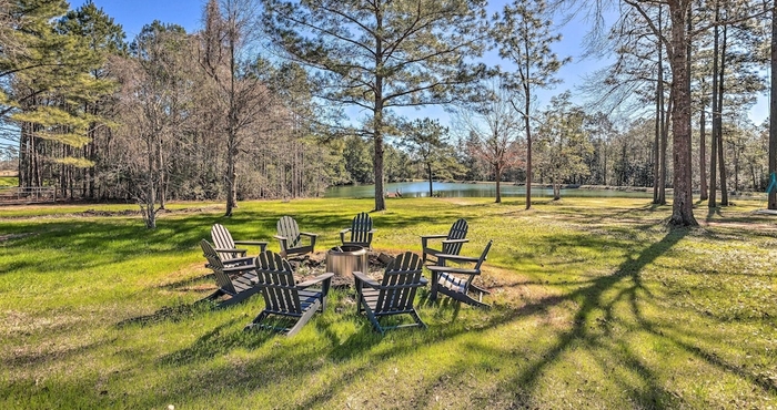 Others 'green Acres' Home w/ Fire Pit + Fishing Pond