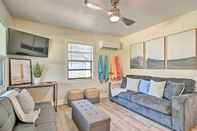 Others Ideally Located Madeira Beach Condo w/ Patio!