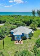 Imej utama Hutchinson Island Cottage: Steps to the Beach