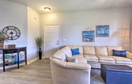 Khác 5 Inviting Condo w/ Lanai - 8 Mi to Siesta Key!