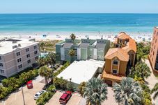 อื่นๆ Lovely Indian Shores Condo w/ Beach Access!