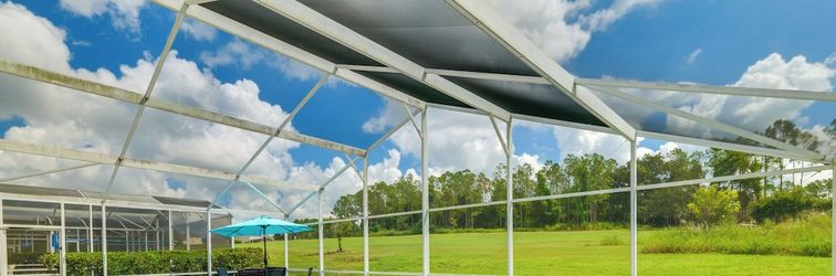 其他 Private Pool & Hot Tub: Modern Davenport Home!