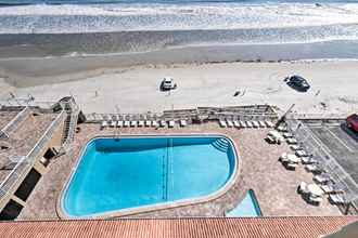 Others 4 Oceanfront Daytona Beach Studio w/ Pool Access!