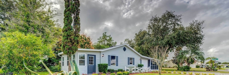 Lainnya Peaceful Lady Lake Home w/ Screened-in Porch!