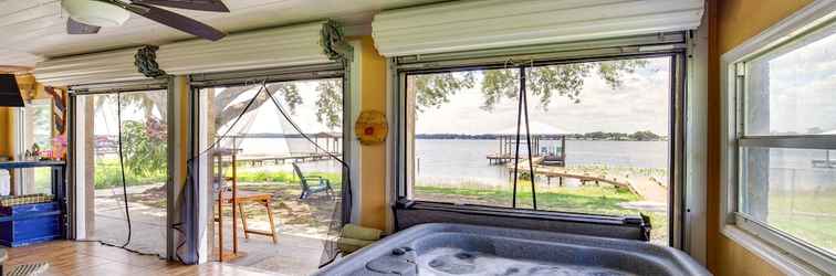 Lainnya Lake Francis Lily Pad - Home w/ Hot Tub & Dock!