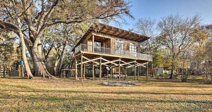 Others Renovated Fort White Retreat w/ River Access!