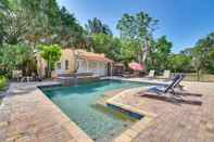 Lainnya Sarasota Vacation Rental w/ Private Pool & Lanai!