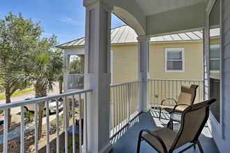 Lainnya 4 Spacious Miramar Beach Cottage w/ Beach Access!