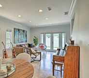 Others 6 Stylish Tampa Townhouse ~ 5 Mi to Downtown!