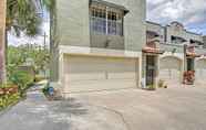 Others 2 Stylish Tampa Townhouse ~ 5 Mi to Downtown!