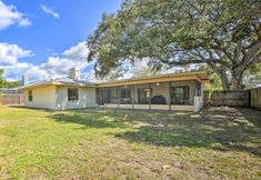 อื่นๆ 6 Stunning Retreat ~ 3 Miles to Pier!