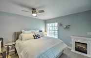 Others 2 Vibrant Fort Myers Condo w/ Community Pool!