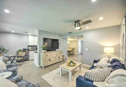 อื่นๆ Vibrant Fort Myers Condo w/ Community Pool!