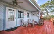 Others 6 Waterfront Cedar Key Duplex Home w/ Private Dock!