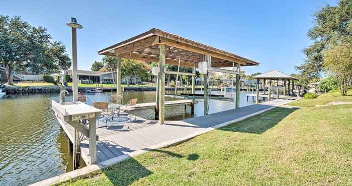 Lainnya Waterfront Crystal River Home w/ Boat Dock!