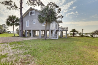 Lainnya 4 Waterfront Ochlockonee Bay Cottage w/ Views!