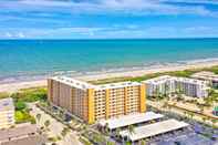 Lain-lain Cape Canaveral Condo w/ Direct Beach Access!