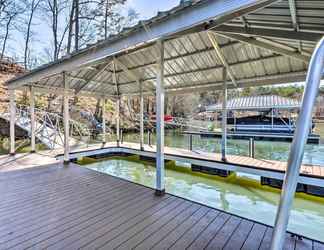 Lainnya 2 Lake Keowee Getaway: Boat Dock, Deck, Grill!