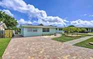 Lainnya 4 Merritt Island Home: Fire Pit & Canal Access!