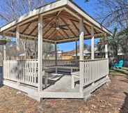 Others 6 North Charleston Home With Fire Pit and Gazebo!