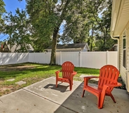 Others 4 Murrells Inlet Home w/ Patio ~ 3 Mi to Beach!