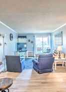 Imej utama Myrtle Beach Condo w/ Balcony: Walk to Beach!