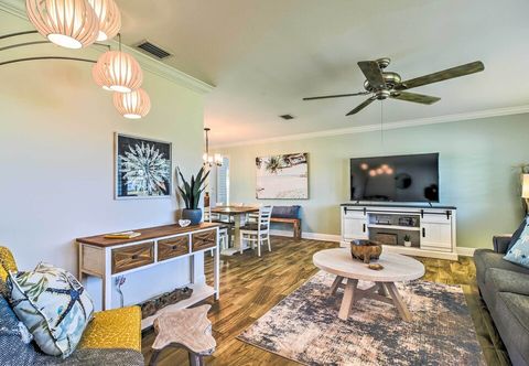 Lain-lain Stylish Largo Getaway - 2 Mi to Beach!