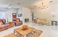 Others 4 Sunny Miami Retreat - Pool, Patio & Gas Grill!