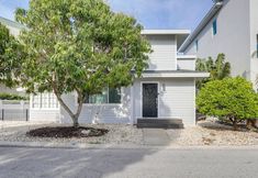 Khác 6 Treasure Island Gem w/ Dock: Walk to Beach