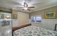 Lainnya 5 Waterfront Gulf Breeze Escape w/ Dock & 2 Kayaks!