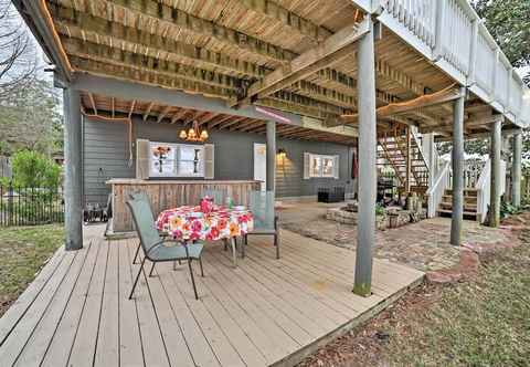 Others Waterfront Gulf Breeze Escape w/ Dock & 2 Kayaks!