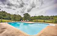 Others 3 Charming Berger Apt on 42-acre Farm W/pool Access