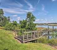 Others 7 Cozy Hanahan Condo w/ Cooper River Access!