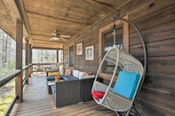 Lainnya Creekside Marietta Cabin Retreat w/ Fire Pit!