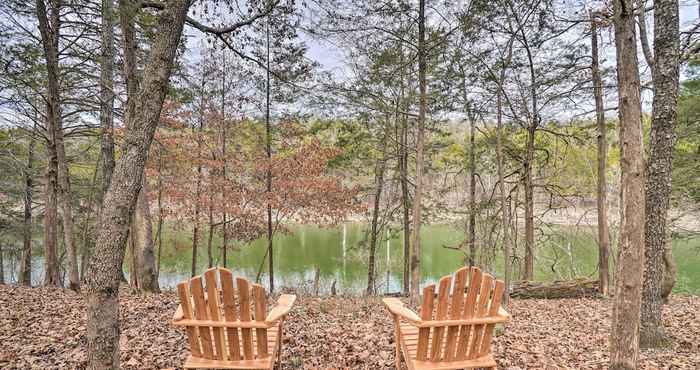 Lainnya Idyllic Table Rock Lake Cabin w/ Swim Dock!