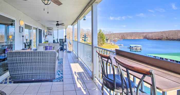 Others Large Condo w/ Balcony & Stunning Lake Views!