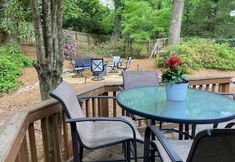 Others 2 Modern Home w/ Yard + Deck, 1 Mi to Clemson U!