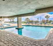 Others 6 Oceanfront Beach Condo w/ Stunning Views!