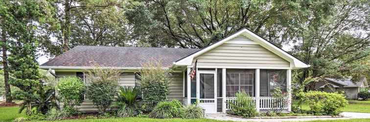 Lainnya Peaceful Beaufort Home w/ Front Porch + Grill