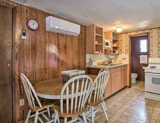 Others 2 Quaint Reeds Spring Cabin, Lake & Pool Access