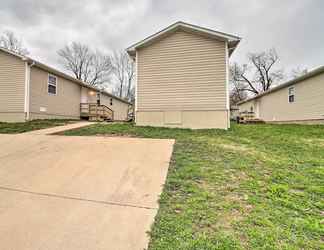 Lainnya 2 Stylish & Family-friendly West Plains Home!