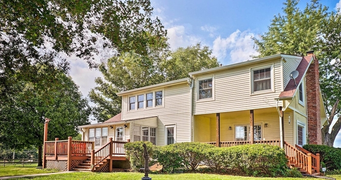 Khác Remodeled Historic Farmhouse ~20 Mi to KC!