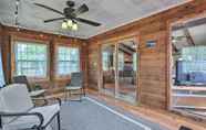 Others 6 Table Rock Lake Getaway w/ Fire Pit & Deck!